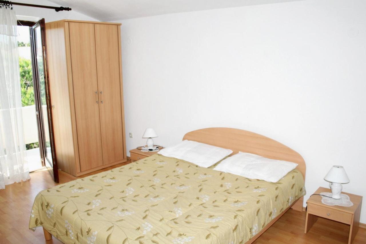 Apartments By The Sea Mandre, Pag - 3084 كولان المظهر الخارجي الصورة