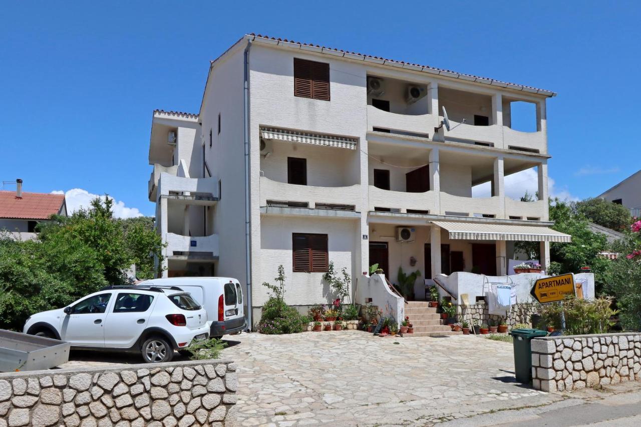 Apartments By The Sea Mandre, Pag - 3084 كولان المظهر الخارجي الصورة
