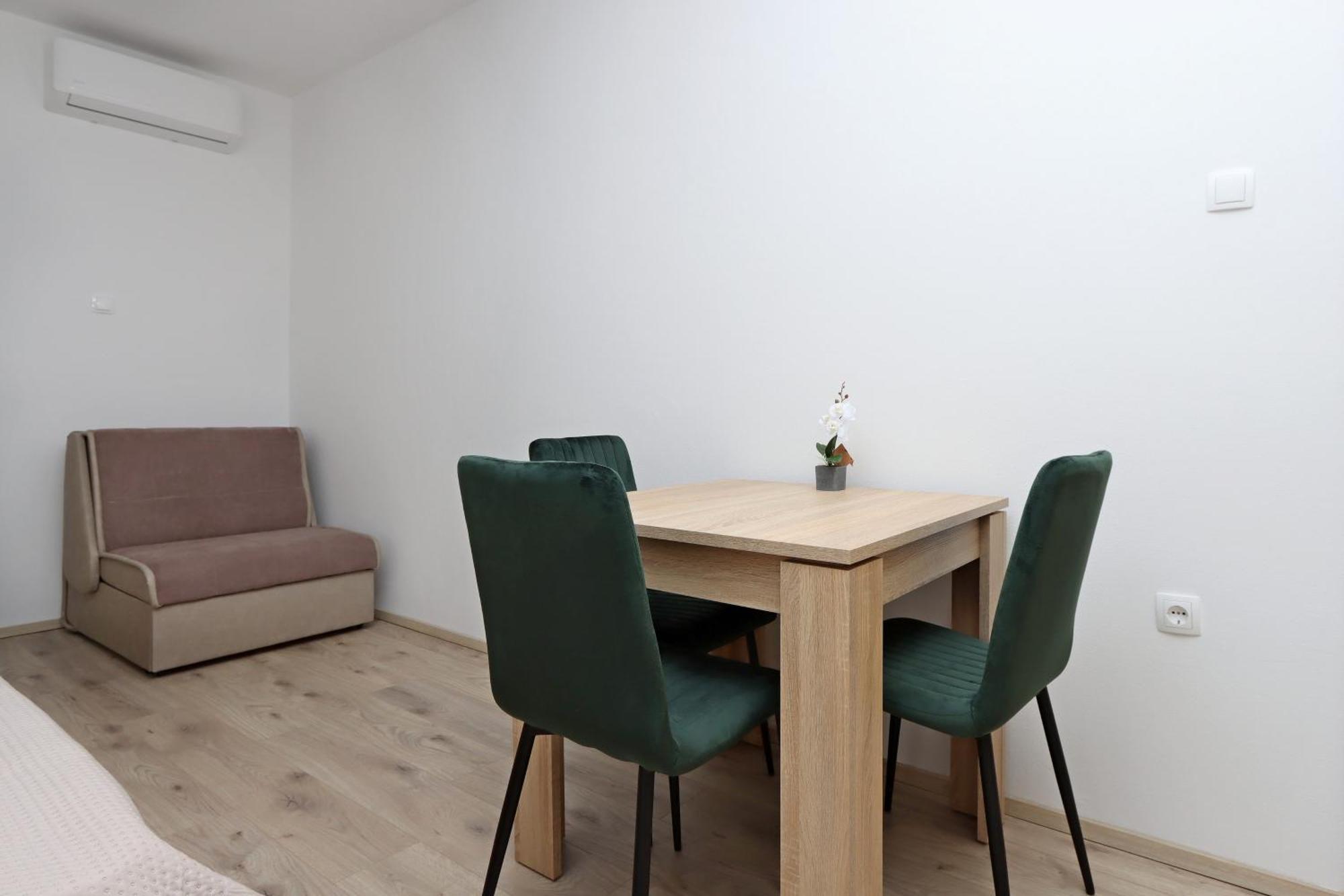 Apartments By The Sea Mandre, Pag - 3084 كولان الغرفة الصورة